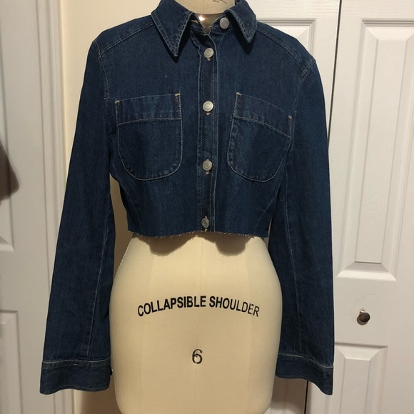 ❌sold❌ Custom cropped denim jacket - Picture 2 of 2